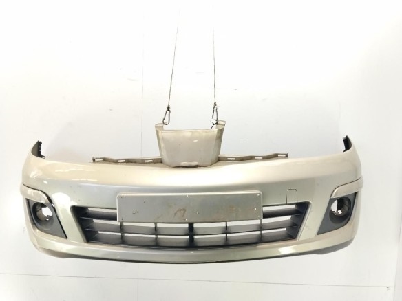   PARAGOLPES DEL NISSAN TIIDA Fastback (C11)|Desguaces La Cabaña