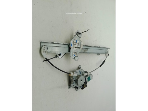   ELEVALUNAS PUERTA LAT DEL DER NISSAN TIIDA Fastback (C11)|Desguaces La Cabaña