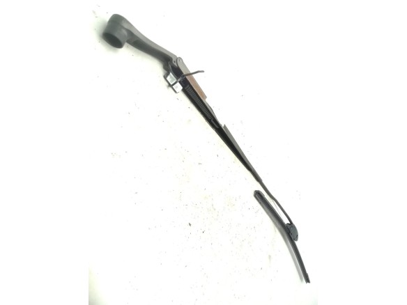 BRAZO LIMPIAPARABRISAS DEL DER KIA RIO II (JB)|Desguaces La Cabaña