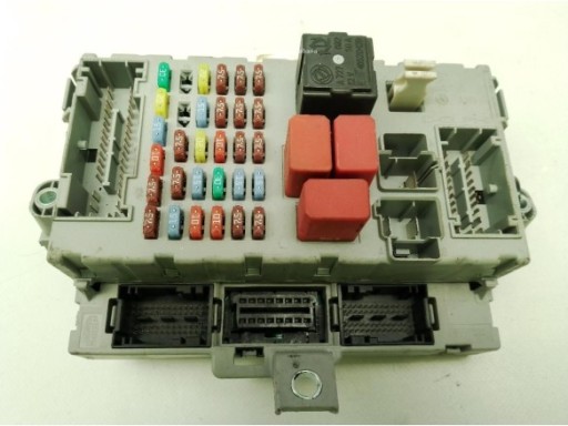 CAJA FUSIBLES INTERIOR (BSI)|Desguaces La Cabaña