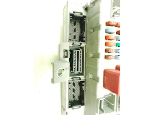 CAJA FUSIBLES INTERIOR (BSI)|Desguaces La Cabaña 2