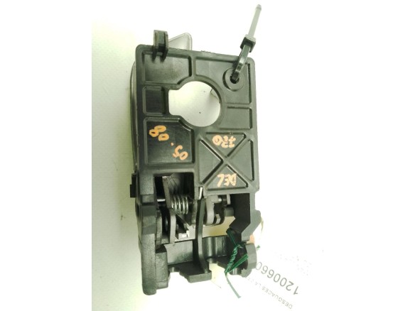 MANILLA PUERTA LAT DEL IZQ INT KIA MAGENTIS (MG)|Desguaces La Cabaña