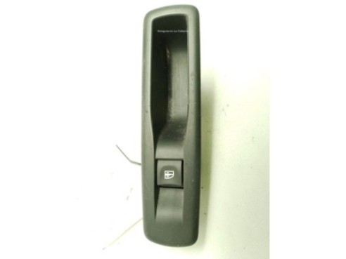 MANDO ELEVALUNAS PUERTA LAT TRA IZQ RENAULT MEGANE III Fastback (BZ0_)|Desguaces La Cabaña