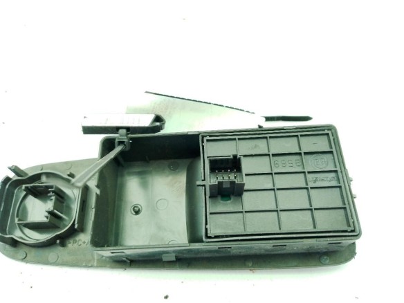   MANDO ELEVALUNAS PUERTA LAT DEL IZQ PEUGEOT BOXER Furgón|Desguaces La Cabaña