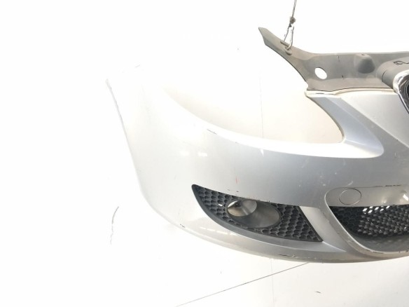 PARAGOLPES DEL SEAT LEON (1P1)|Desguaces La Cabaña