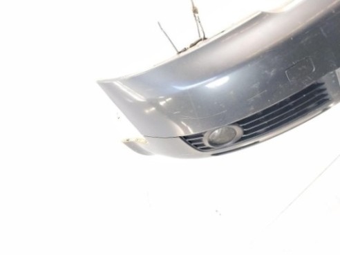 8E0807103F GRU PARAGOLPES DEL AUDI A4 Avant (8E5, B6)|Desguaces La Cabaña