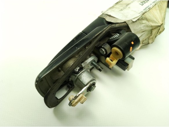  7245021201ABS MANILLA PUERTA LAT DEL IZQ EXT SSANGYONG RODIUS|Desguaces La Cabaña