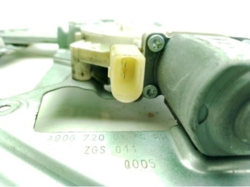 A9067200146, A0068205542 ELEVALUNAS PUERTA LAT DEL DER MERCEDES BENZ SPRINTER 3,5-t Autobús (906)|Desguaces La Cabaña