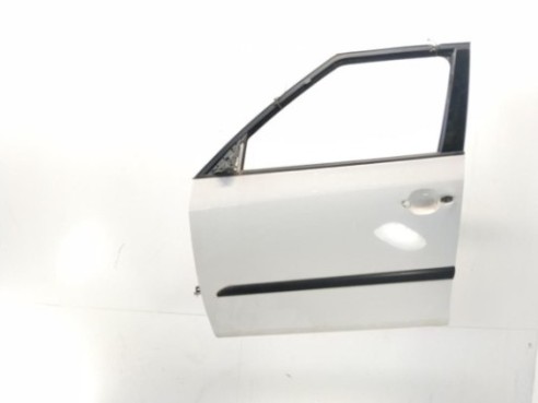 5J6833055 PUERTA LAT TRA IZQ SKODA FABIA II (542)|Desguaces La Cabaña 2