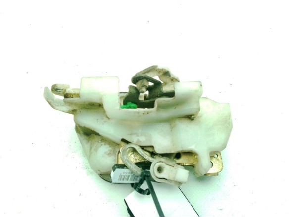   CERRADURA PUERTA LAT TRA DER MITSUBISHI L 200 (K7_T, K6_T)|Desguaces La Cabaña