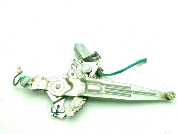 MR144538 ELEVALUNAS PUERTA LAT TRA DER MITSUBISHI L 200 (K7_T, K6_T)|Desguaces La Cabaña