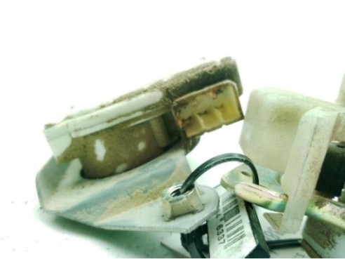   CERRADURA PUERTA LAT TRA IZQ MITSUBISHI L 200 (K7_T, K6_T)|Desguaces La Cabaña