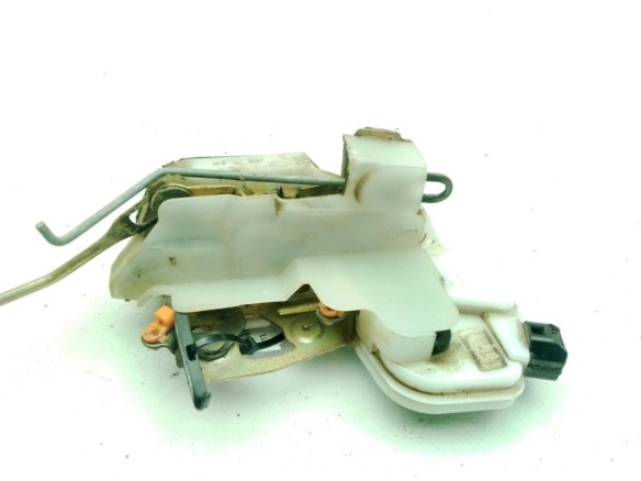   CERRADURA PUERTA LAT DEL IZQ MITSUBISHI L 200 (K7_T, K6_T)|Desguaces La Cabaña