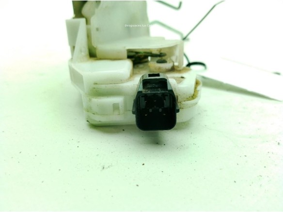   CERRADURA PUERTA LAT DEL DER MITSUBISHI L 200 (K7_T, K6_T)|Desguaces La Cabaña