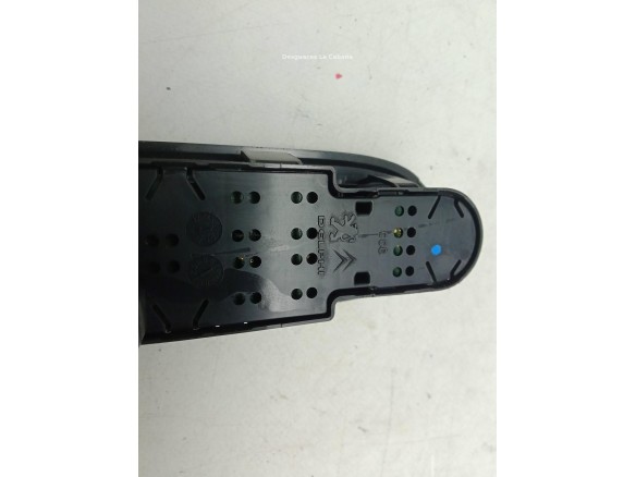   MANDO ELEVALUNAS PUERTA LAT DEL IZQ CITROEN C3 II|Desguaces La Cabaña