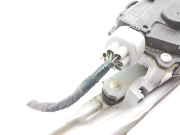 1593004340 MOTOR LIMPIAPARABRISAS DEL MAZDA 6 Ranchera familiar (GJ, GL) |Desguaces La Cabaña