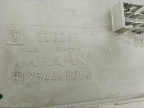 81254446060 CAJA FUSIBLES EXTERIOR (BSM) MAN L 2000|Desguaces La Cabaña