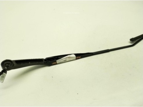 BRAZO LIMPIAPARABRISAS DEL DER DACIA DOKKER|Desguaces La Cabaña