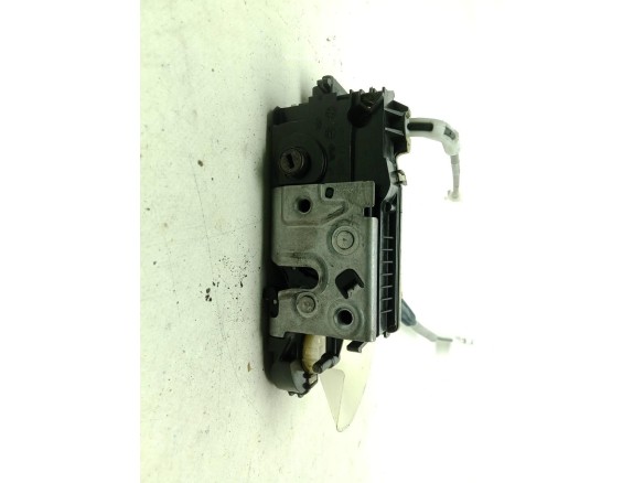 CERRADURA PUERTA LAT DEL IZQ PEUGEOT 2008|Desguaces La Cabaña