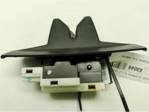 CERRADURA PORTON / TAPA MALETA NISSAN PRIMERA (P12)|Desguaces La Cabaña