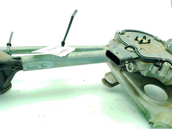 726750302 MOTOR LIMPIAPARABRISAS DEL BMW 3 (F30, F80)|Desguaces La Cabaña