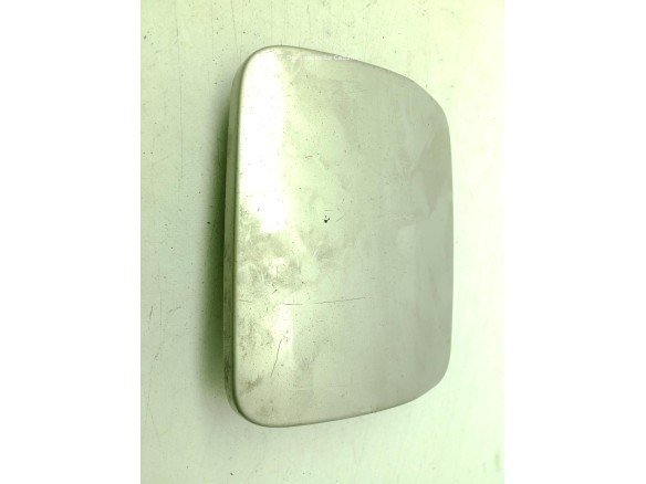 TAPA COMBUSTIBLE MITSUBISHI MONTERO |Desguaces La Cabaña