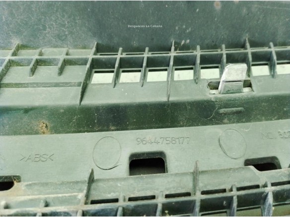 7804N2 REJILLA / CALANDRA CITROEN BERLINGO / BERLINGO FIRST Furgón (M_)|Desguaces La Cabaña