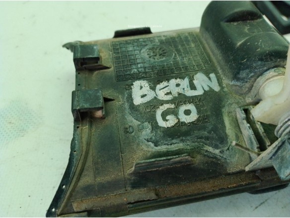 9101CF, 9634932180 MANILLA PUERTA LAT TRA DER EXT PEUGEOT PARTNER ORIGIN Combispace (5F)|Desguaces La Cabaña