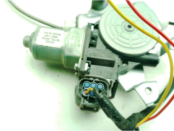 80730JX30A ELEVALUNAS PUERTA LAT DEL DER NISSAN NV200 Furgón/ranchera familiar|Desguaces La Cabaña