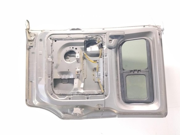   PUERTA LAT TRA DER NISSAN NV200 Furgón/ranchera familiar|Desguaces La Cabaña