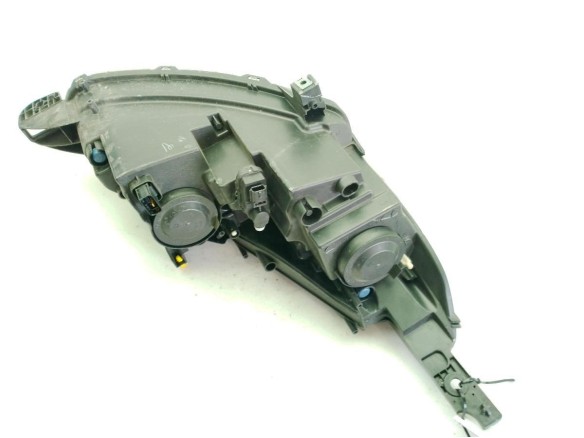 1685353580, 9677810180 FARO IZQUIERDO PEUGEOT 2008|Desguaces La Cabaña