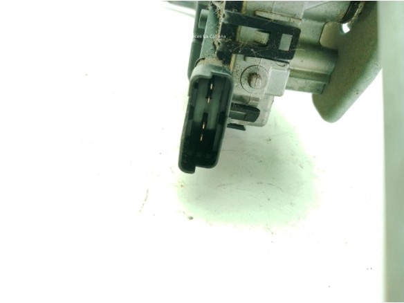 9673222580, MOTOR LIMPIAPARABRISAS DEL PEUGEOT 2008|Desguaces La Cabaña