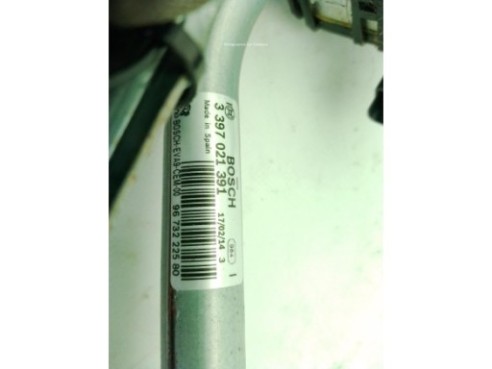 9673222580, MOTOR LIMPIAPARABRISAS DEL PEUGEOT 2008|Desguaces La Cabaña