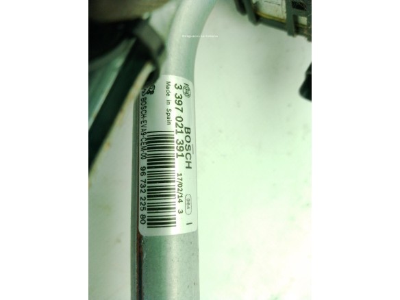 9673222580, MOTOR LIMPIAPARABRISAS DEL PEUGEOT 2008|Desguaces La Cabaña