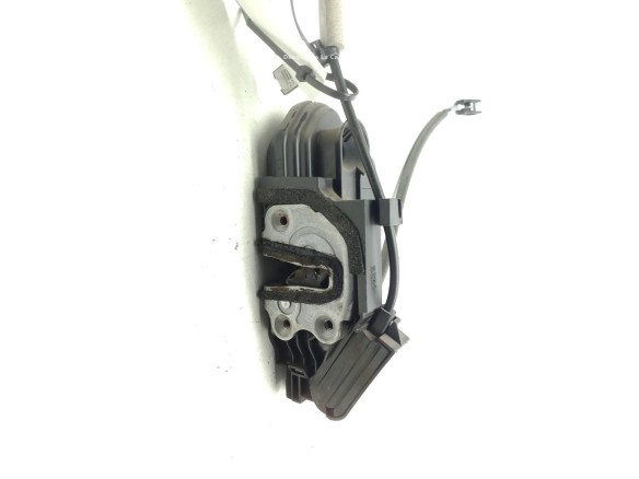   CERRADURA PUERTA LAT DEL DER HYUNDAI H350 Furgón|Desguaces La Cabaña