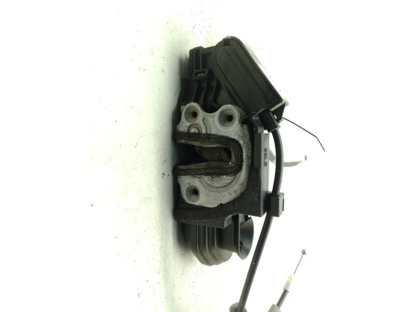   CERRADURA PUERTA LAT DEL IZQ HYUNDAI H350 Furgón|Desguaces La Cabaña