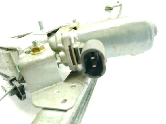 7700311821 ELEVALUNAS PUERTA LAT DEL DER RENAULT TRAFIC II Furgón (FL)|Desguaces La Cabaña