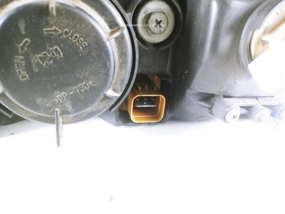 00015548RH FARO DERECHO CHEVROLET CAPTIVA (C100, C140) |Desguaces La Cabaña