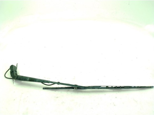   BRAZO LIMPIAPARABRISAS DEL IZQ MERCEDES BENZ 100 Furgón (631)|Desguaces La Cabaña