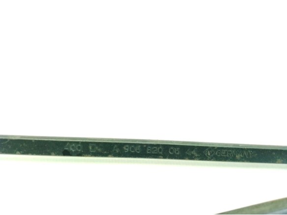 2E1955401B, A9068200644 BRAZO LIMPIAPARABRISAS DEL IZQ VW CRAFTER 30-50 Furgón (2E_)|Desguaces La Cabaña