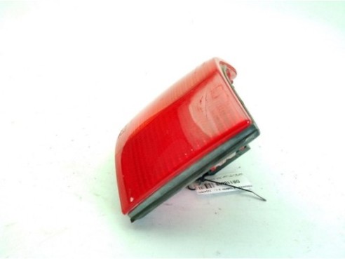 PILOTO TRASERO IZQUIERDO EXTERIOR|Desguaces La Cabaña 2