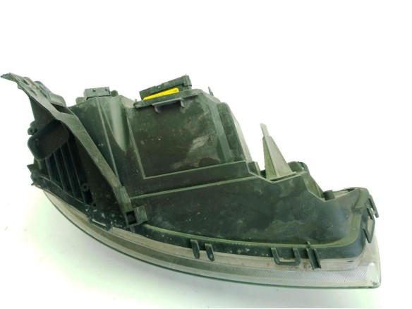 93185145, 13100535 FARO IZQUIERDO OPEL CORSA C (X01)|Desguaces La Cabaña