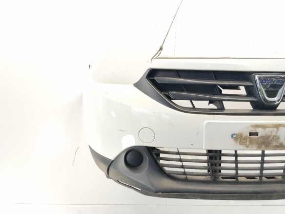 620222302R PARAGOLPES DEL DACIA LODGY|Desguaces La Cabaña