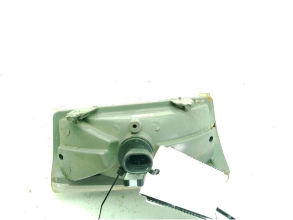   PILOTO DEL IZQ IVECO DAILY II Furgón/ranchera familiar|Desguaces La Cabaña