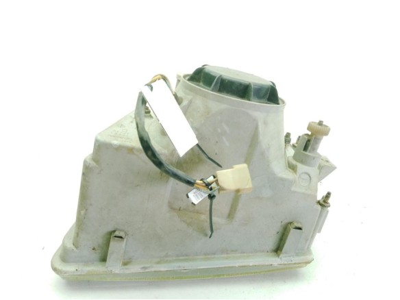   FARO DERECHO IVECO DAILY II Furgón/ranchera familiar|Desguaces La Cabaña