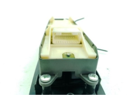 7321002222E0, 7321002221 CINTURON DEL DER TOYOTA AURIS (_E15_)|Desguaces La Cabaña 2