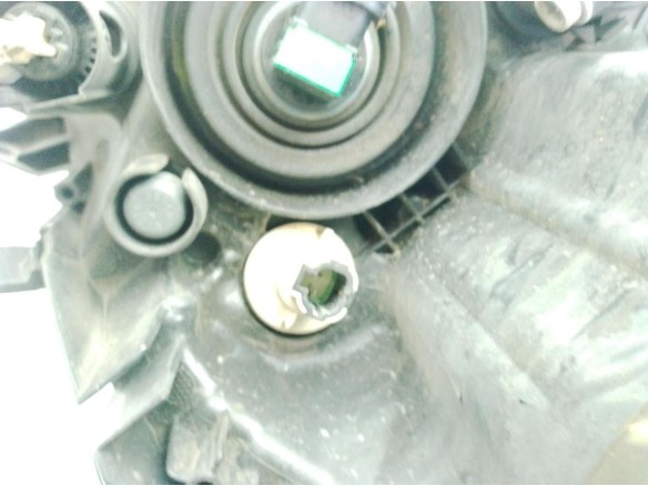 8117002540, 8117002540 FARO IZQUIERDO TOYOTA AURIS (_E15_)|Desguaces La Cabaña