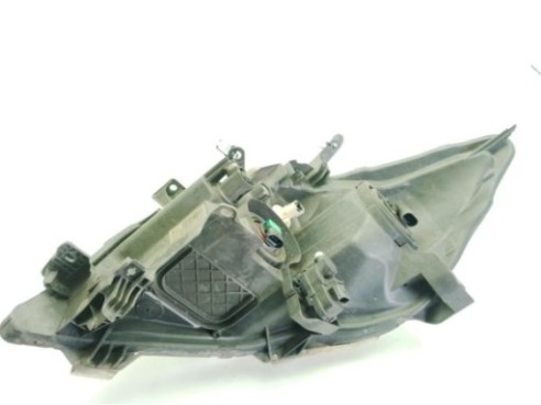 8113002470, 8111002A40 FARO DERECHO TOYOTA AURIS (_E15_)|Desguaces La Cabaña