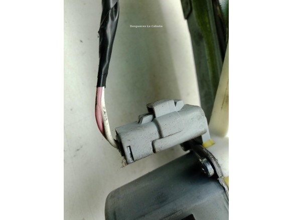   MOTOR LIMPIAPARABRISAS DEL HYUNDAI H350 Furgón|Desguaces La Cabaña