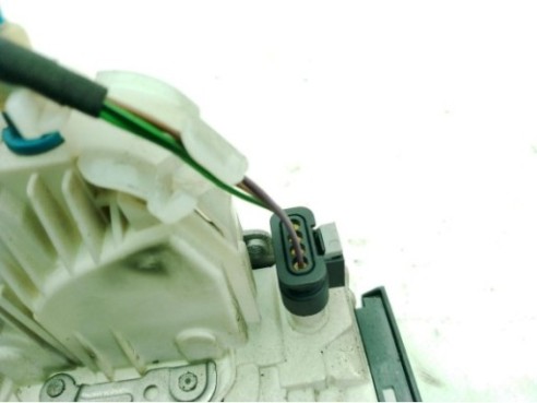 A2047301335, A0997300135 CERRADURA PUERTA LAT TRA IZQ MERCEDES BENZ CLASE E (W212)|Desguaces La Cabaña